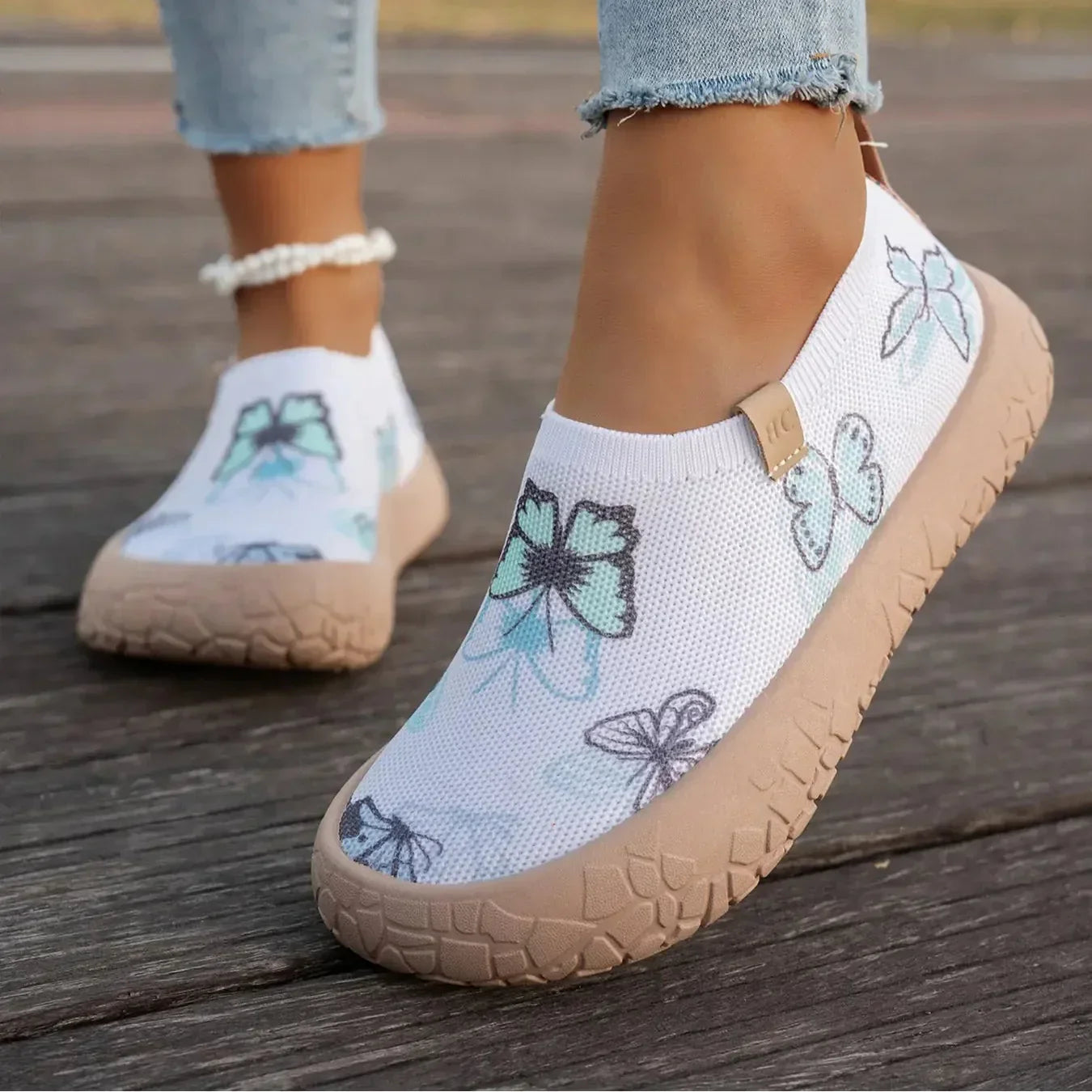Damen Slip-On Sneaker mit Dämpfung in Seitenansicht der Sohle