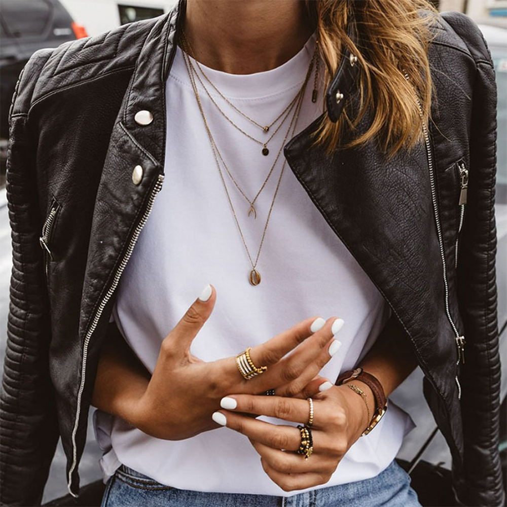 Damen Lederjacke Mit Klassischem Schnitt