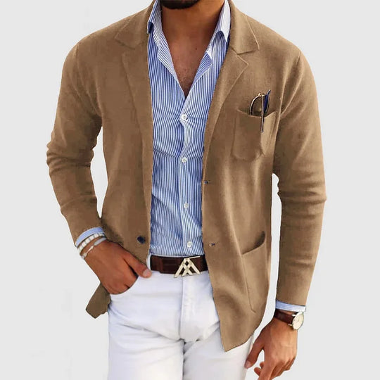 Stilvolle Strickjacke mit Blazer-Optik für Herren