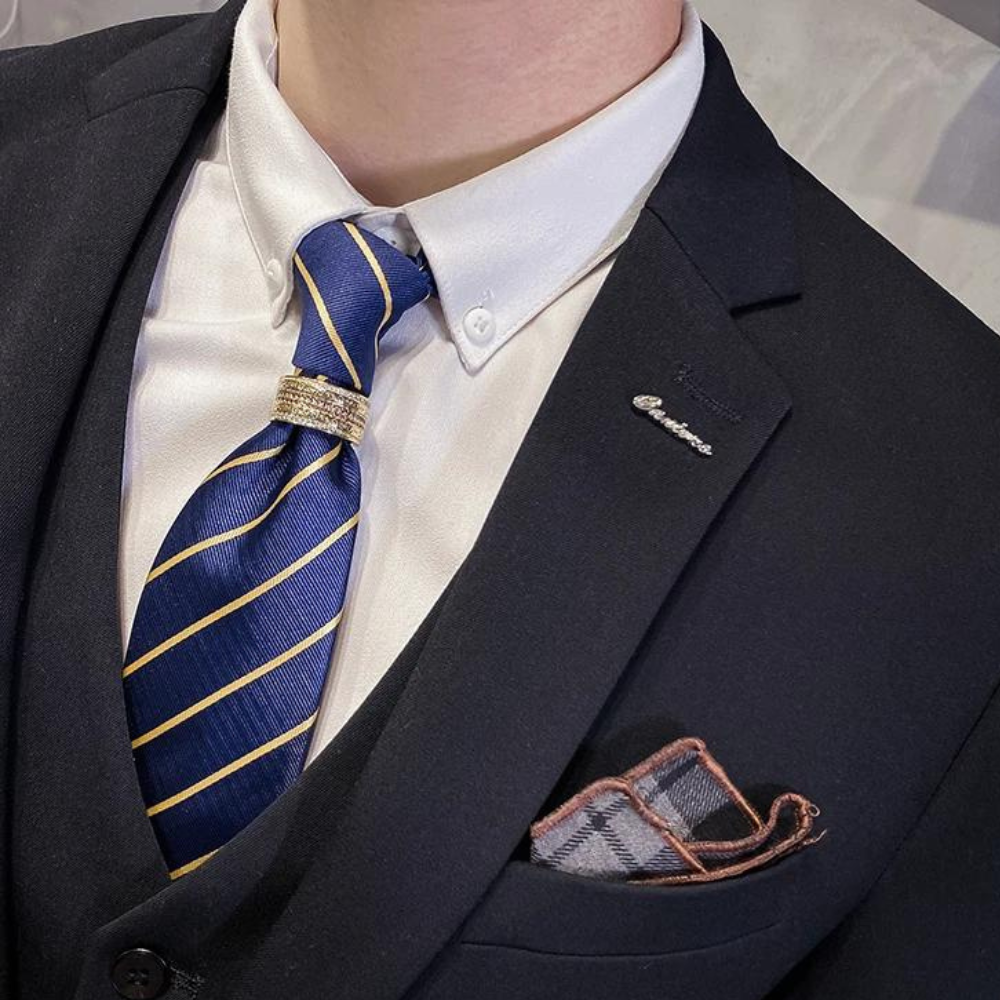 Herren Anzug Dreiteilig Mit Klassischem Design