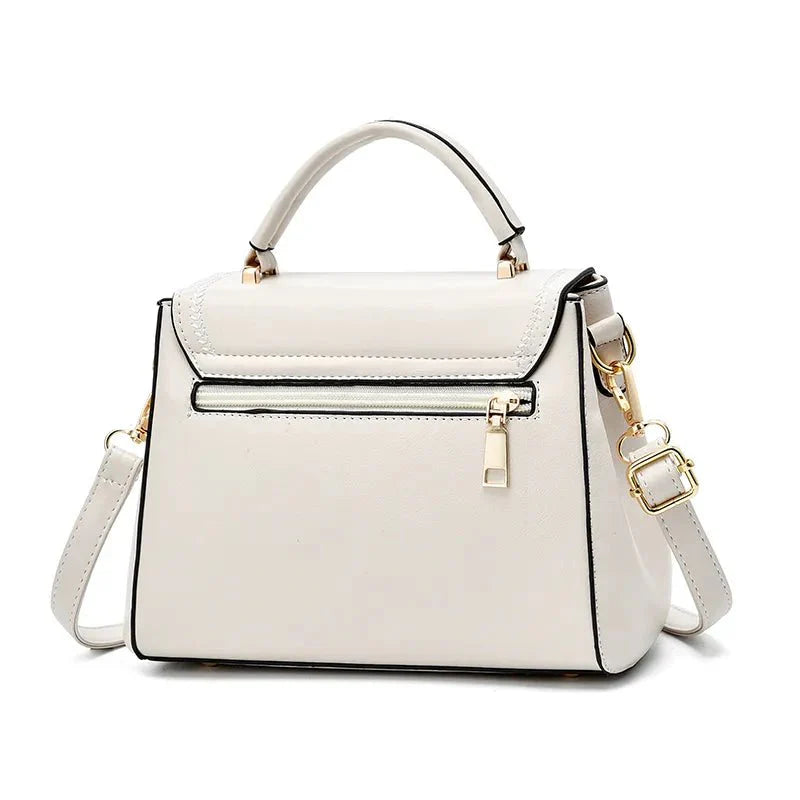 Modische Mini-Handtasche mit Kettendetail für Damen