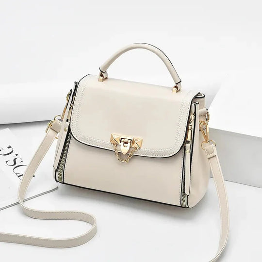 Modische Mini-Handtasche mit Kettendetail für Damen