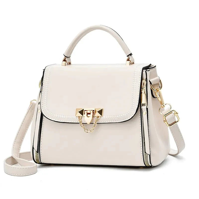 Modische Mini-Handtasche mit Kettendetail für Damen