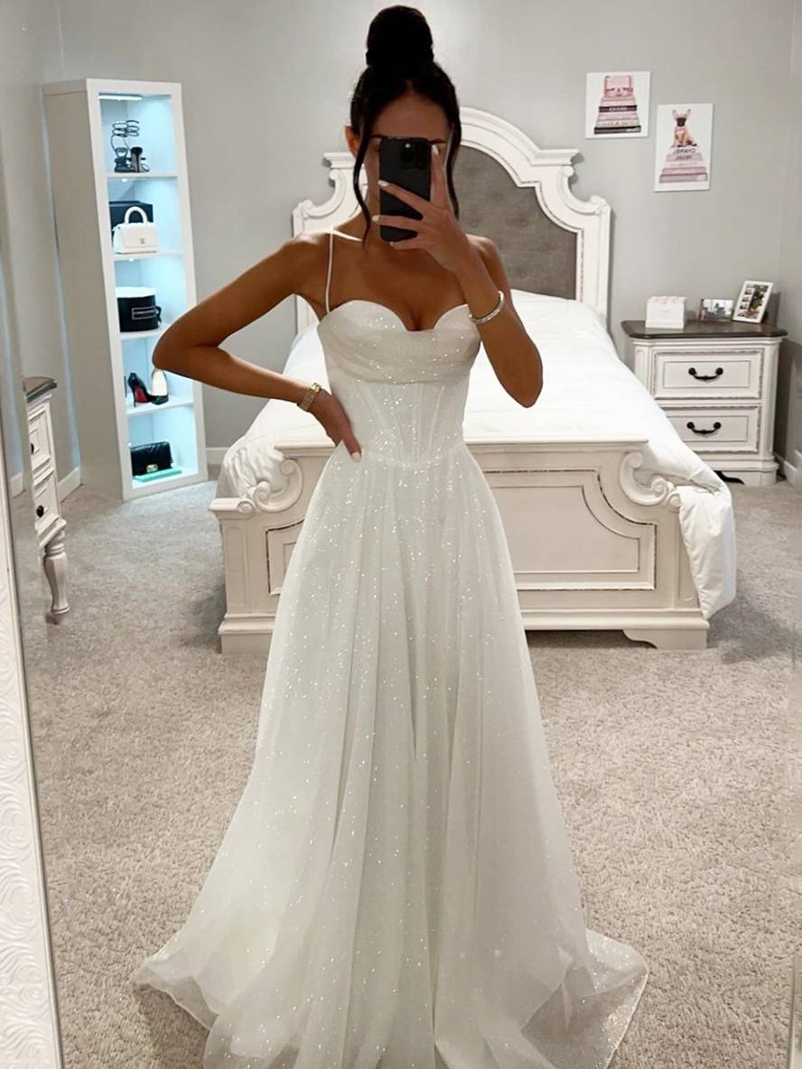 Damen Maxikleid Mit Glänzendem Stoff Und Rückenfreiem Design