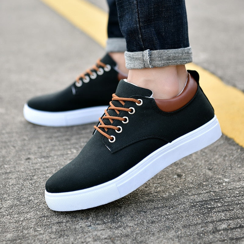 Herren Sneaker Aus Canvas Mit Vielseitigem Design