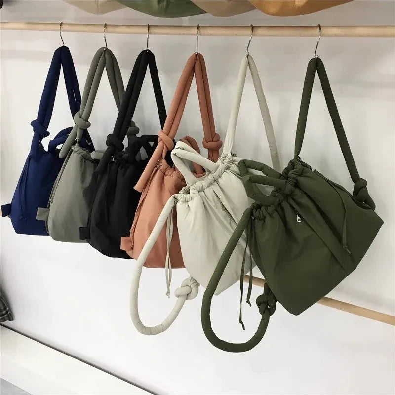 Gepolsterte Trend-Handtasche für Damen