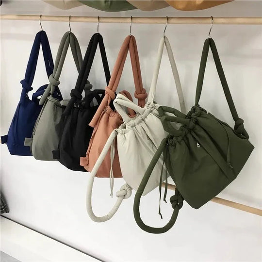 Gepolsterte Trend-Handtasche für Damen