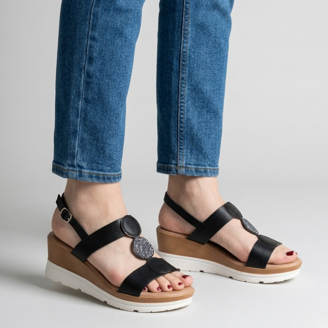 Modische Sandalen mit Keilabsatz und hohem Tragekomfort