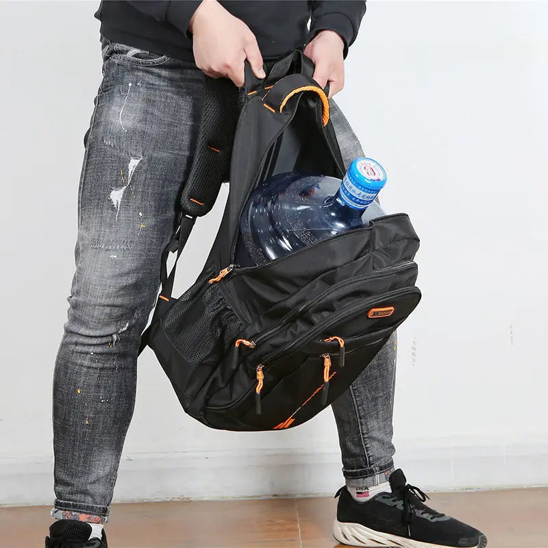 Wasserfester robuster Rucksack für Herren