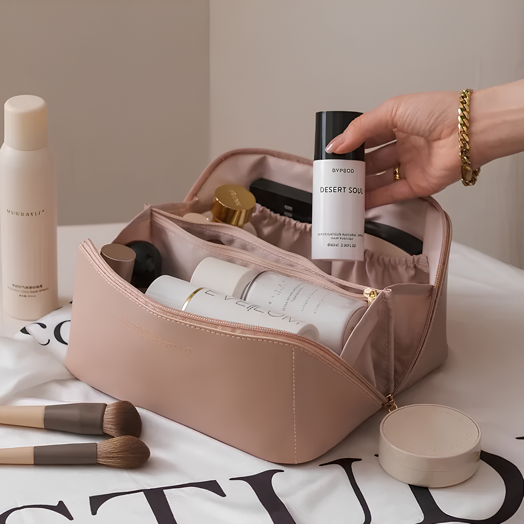 Praktische Make-up-Tasche mit Fächern für Damen