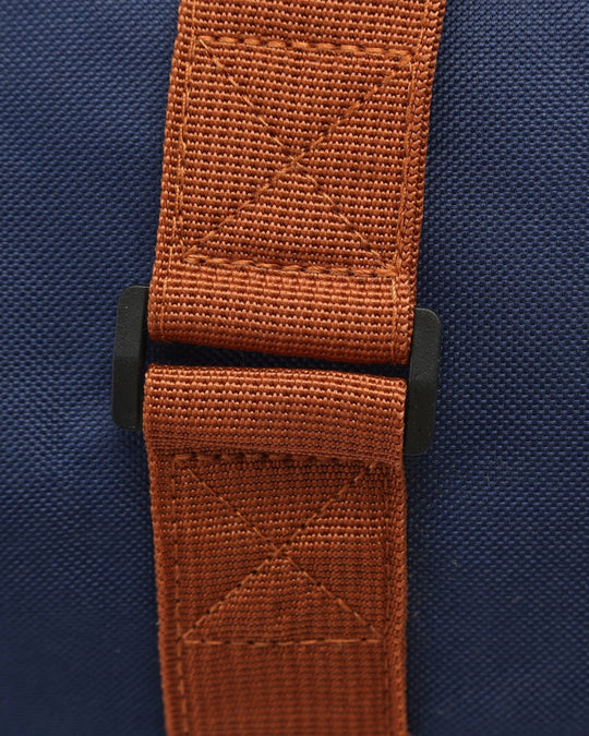 Robuste Reisetasche mit Kontrastträgern für Herren