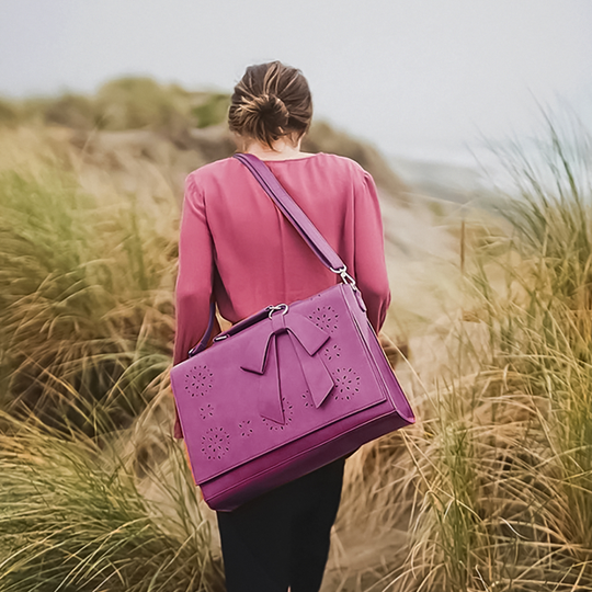 Elegante Schleifen Handtasche mit Blumendetail für Damen