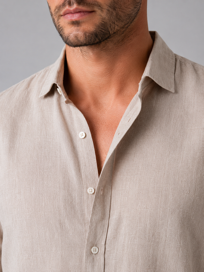 Herren Langarmhemd in lockerer Passform, Seitenansicht
