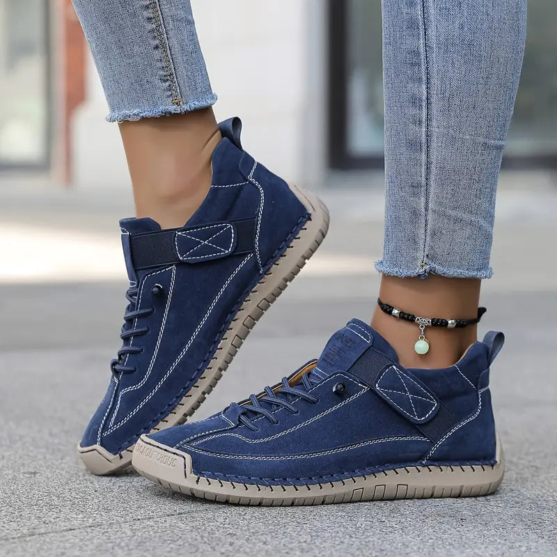 Damen Sneaker Mit Elastischen Einsätzen Und Modernem Stil