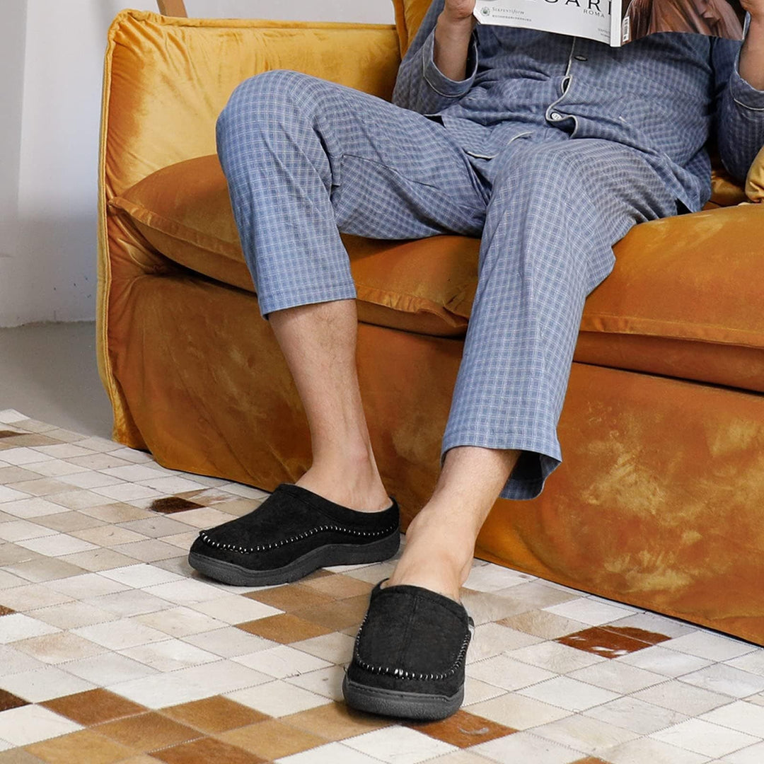 Herren Hausschuhe Zum Hineinschlüpfen Mit Klassischem Design