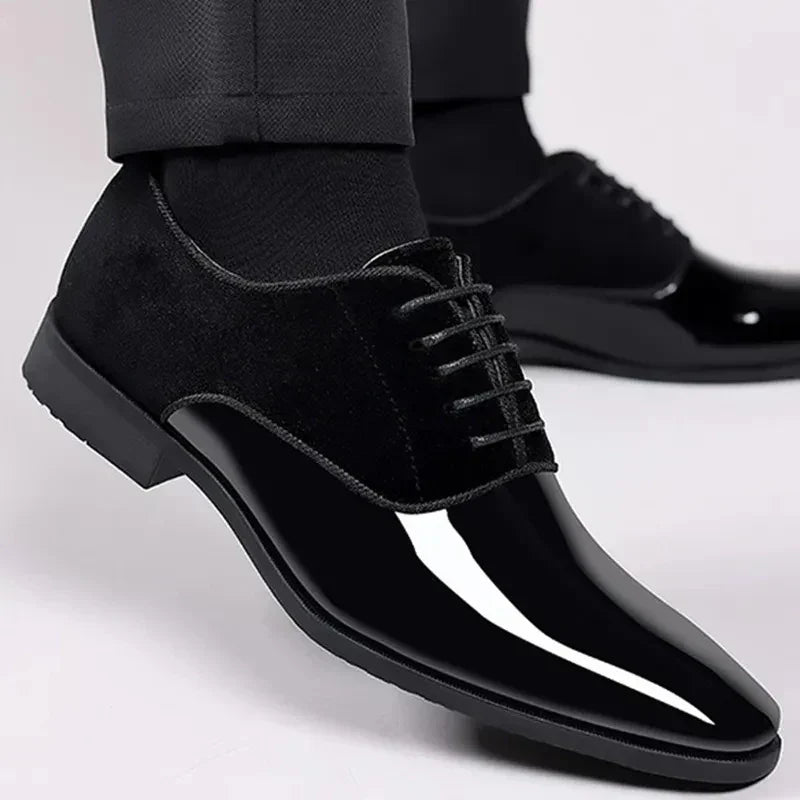 Herren Oxford Schuhe Mit Kontrastfinish Und Schnürdesign