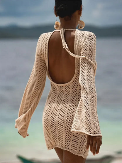 Rückenfreies gehäkeltes Strick-Minikleid mit langen Ärmeln Strandüberwurf