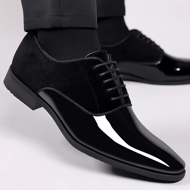 Herren Oxford Schuhe Mit Kontrastfinish Und Schnürdesign