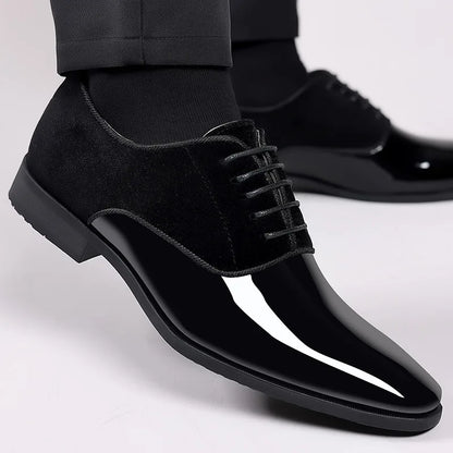 Herren Oxford Schuhe Mit Kontrastfinish Und Schnürdesign