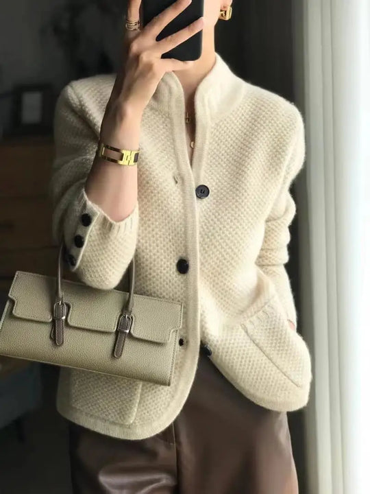 Damen Elegante Strickjacke Mit Knopfdetails