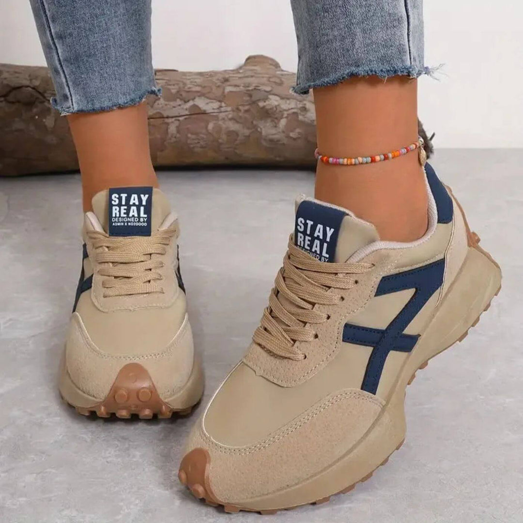 Damen Sneakers Mit Rutschfester Sohle Im Sportlichen Design