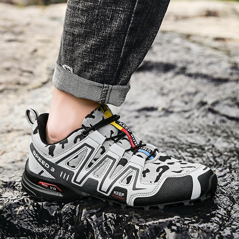 Herren Wandersneaker mit orthopädischem Komfort und Halt