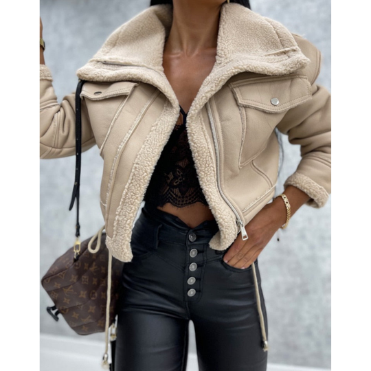 Damen Kurzjacke Mit Teddyfutter Und Modernem Schnitt