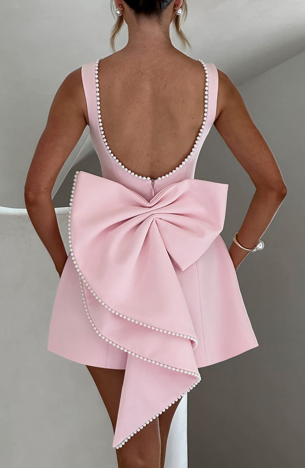 Damen Mini Kleid Mit Verspieltem Chic Design