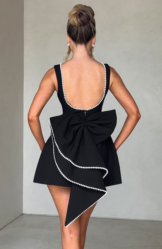 Damen Mini Kleid Mit Verspieltem Chic Design