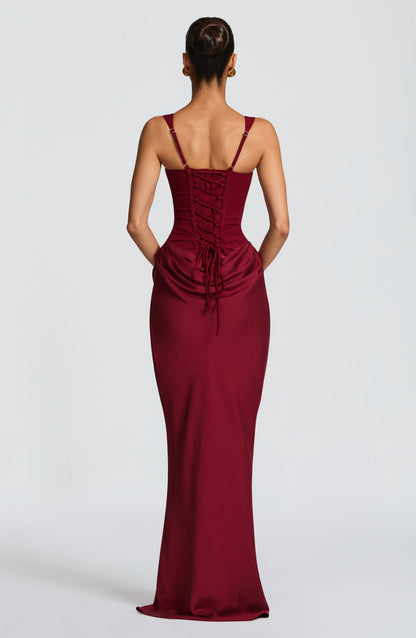 Maxikleid aus Krepp-Satin mit Wasserfallausschnitt und ärmellos