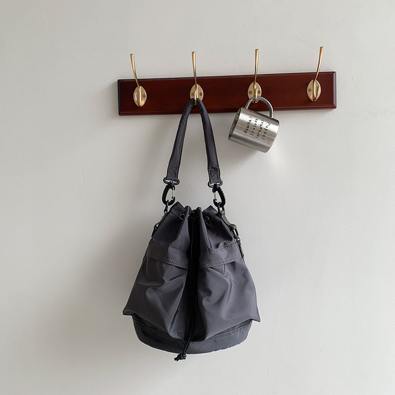 Nylon Kordelzug-Beuteltasche mit abnehmbarem Griff und Schultergurt