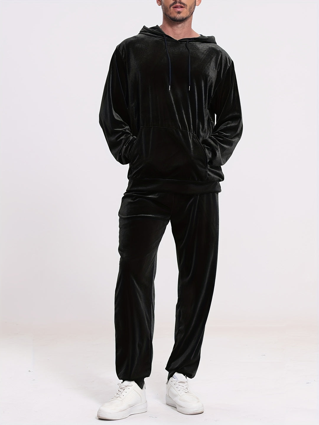 Zweiteiliges Kapuzenset mit Pullover und Hose für Herren