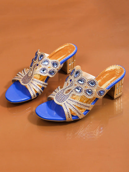 Damen Pumps mit Blockabsatz und Strass von vorne fotografiert