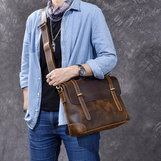 Rustikale Umhängetasche aus Leder im Retro-Stil