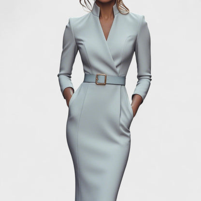 Elegantes Bleistiftkleid mit Gürtel für einen anspruchsvollen Stil