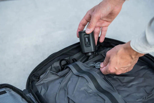 Wasserabweisender Kompressionsrucksack für Herren