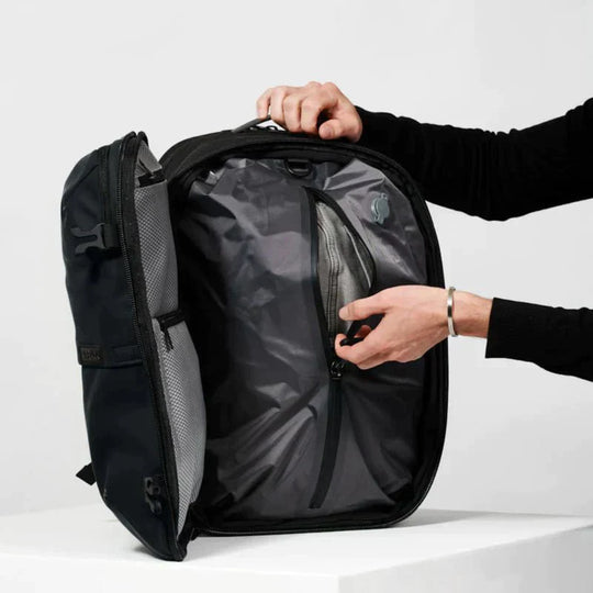 Wasserabweisender Kompressionsrucksack für Herren