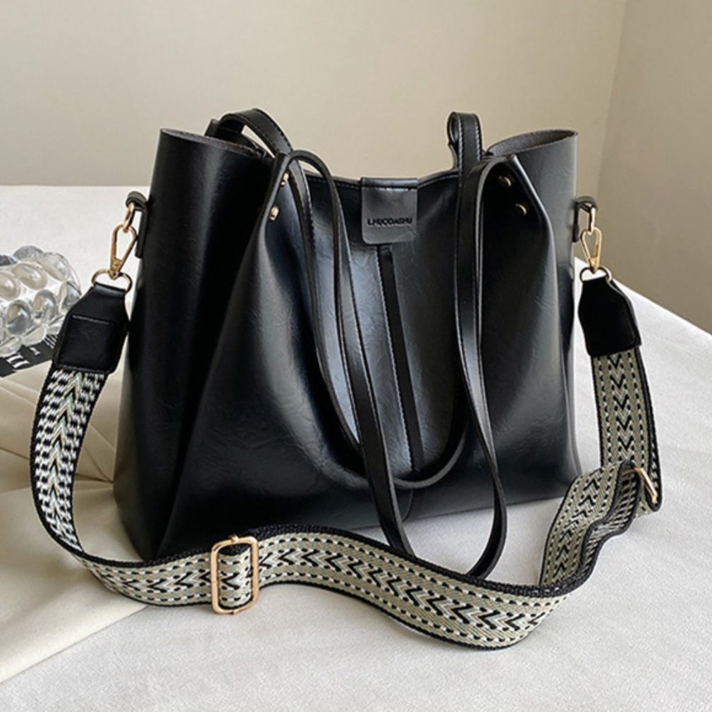 Minimalistische trendige Schultertasche für Damen
