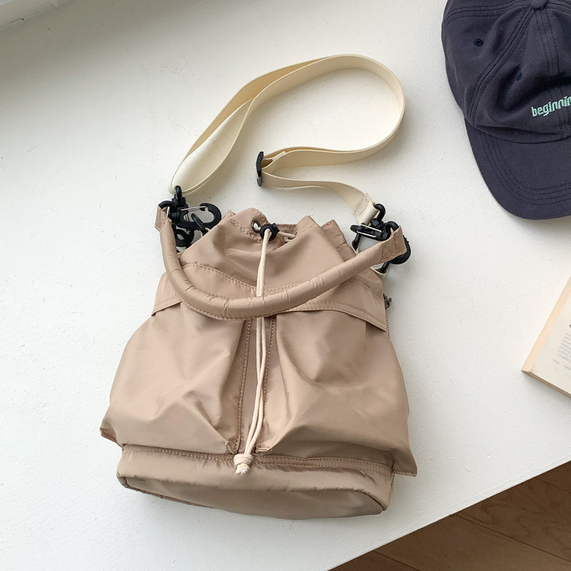Nylon Kordelzug-Beuteltasche mit abnehmbarem Griff und Schultergurt