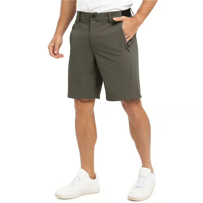 Herren Golfshorts in Nahaufnahme des leichten Gewebes