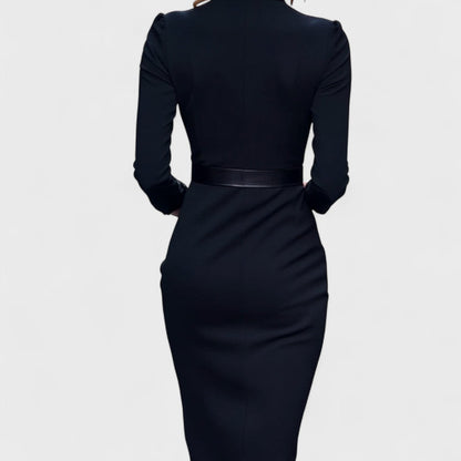 Elegantes Bleistiftkleid mit Gürtel für einen anspruchsvollen Stil