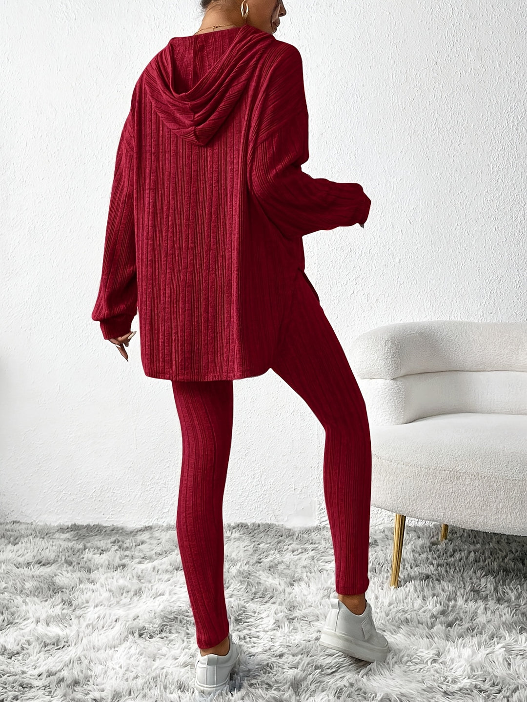 Zweiteiliges Strickset mit Kapuzenpullover und Leggings für Damen