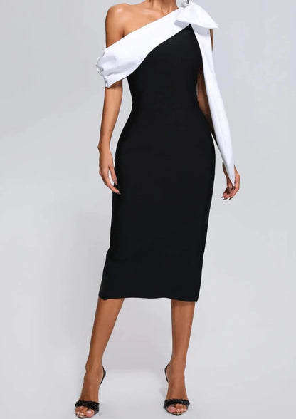 Valentina Elegantes Midikleid mit femininer Silhouette