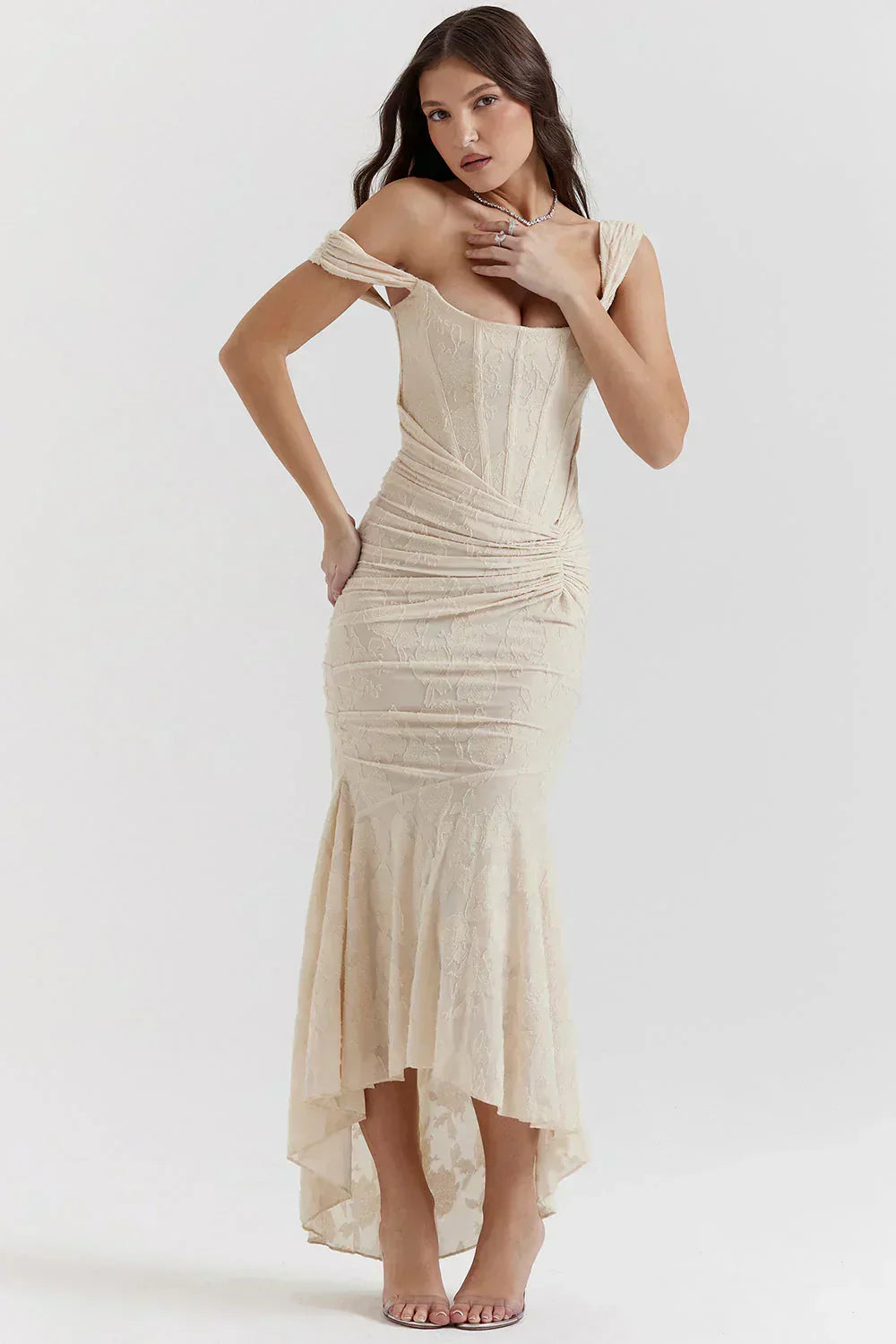 Sommerliches Damen Maxikleid in figurbetontem Design