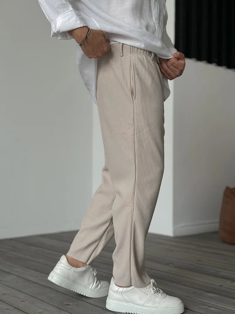 Herren Hose Mit Klassischem Schnitt Und Dezentem Design