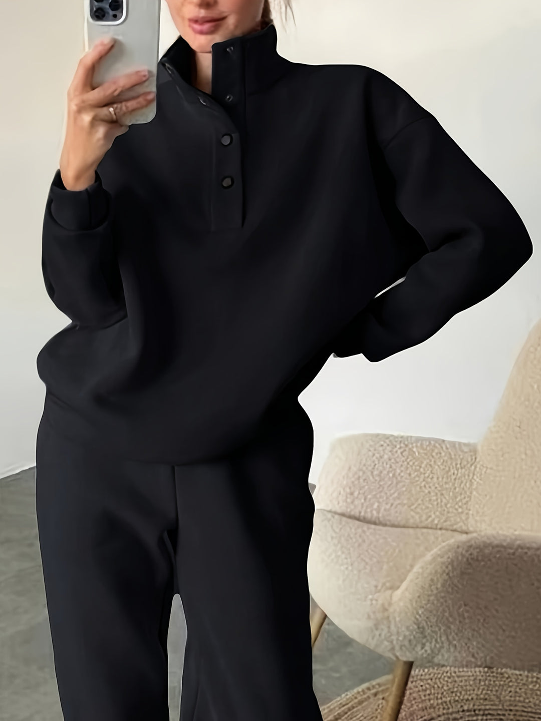 Zweiteiliges Sweatshirt-Set mit Stehkragen und Knopfleiste für Damen