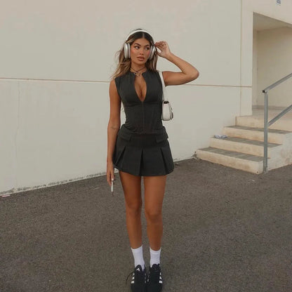 Plissiertes Korsett-Minikleid mit zeitlosem eleganten Stil