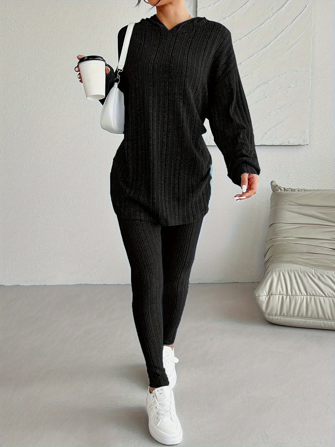 Zweiteiliges Strickset mit Kapuzenpullover und Leggings für Damen