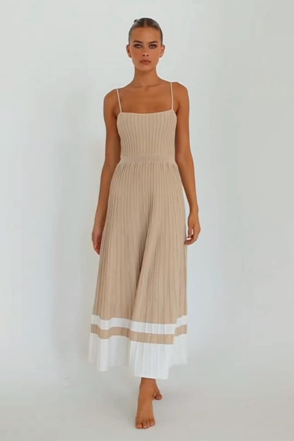 Plissiertes Strick-Midikleid mit Spaghettiträgern