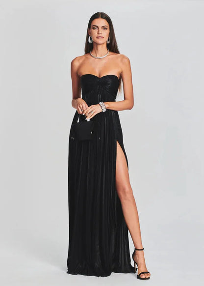 Himmelblaues trägerloses Gästekleid für Hochzeiten
